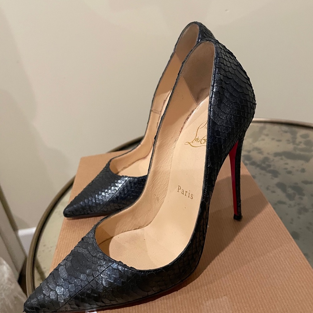 Christian Louboutin So Kate 120 Watersnake Pump - Picture 6 of 9